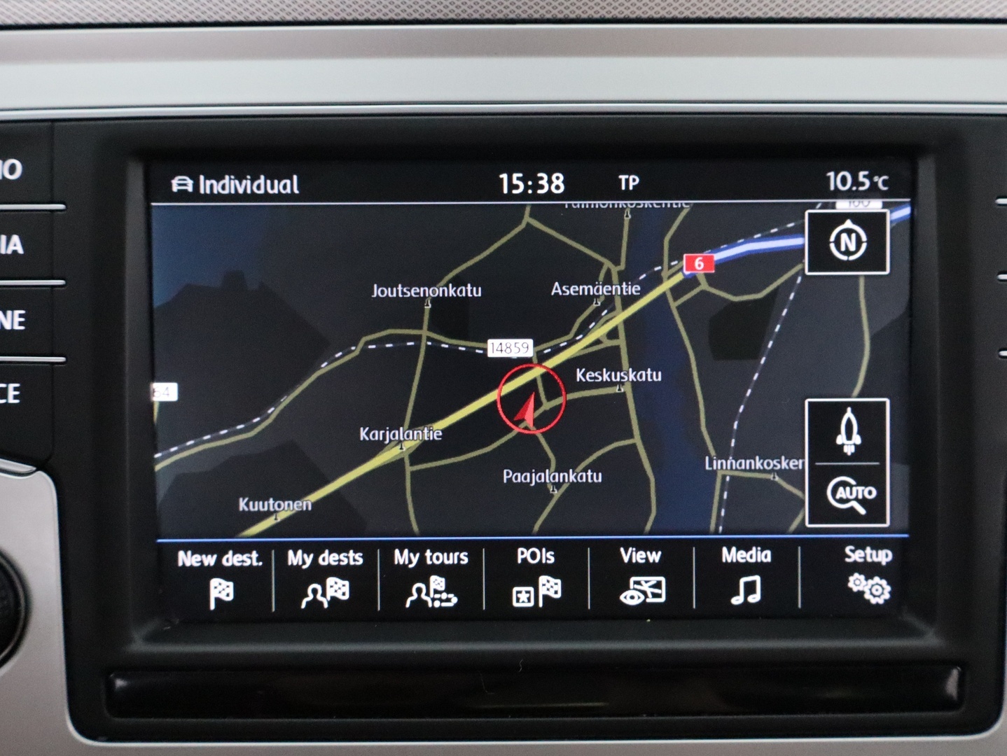 VOLKSWAGEN Passat 2014