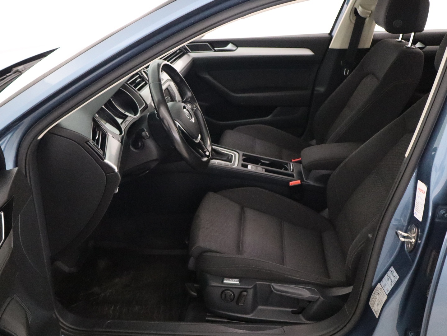 VOLKSWAGEN Passat 2014