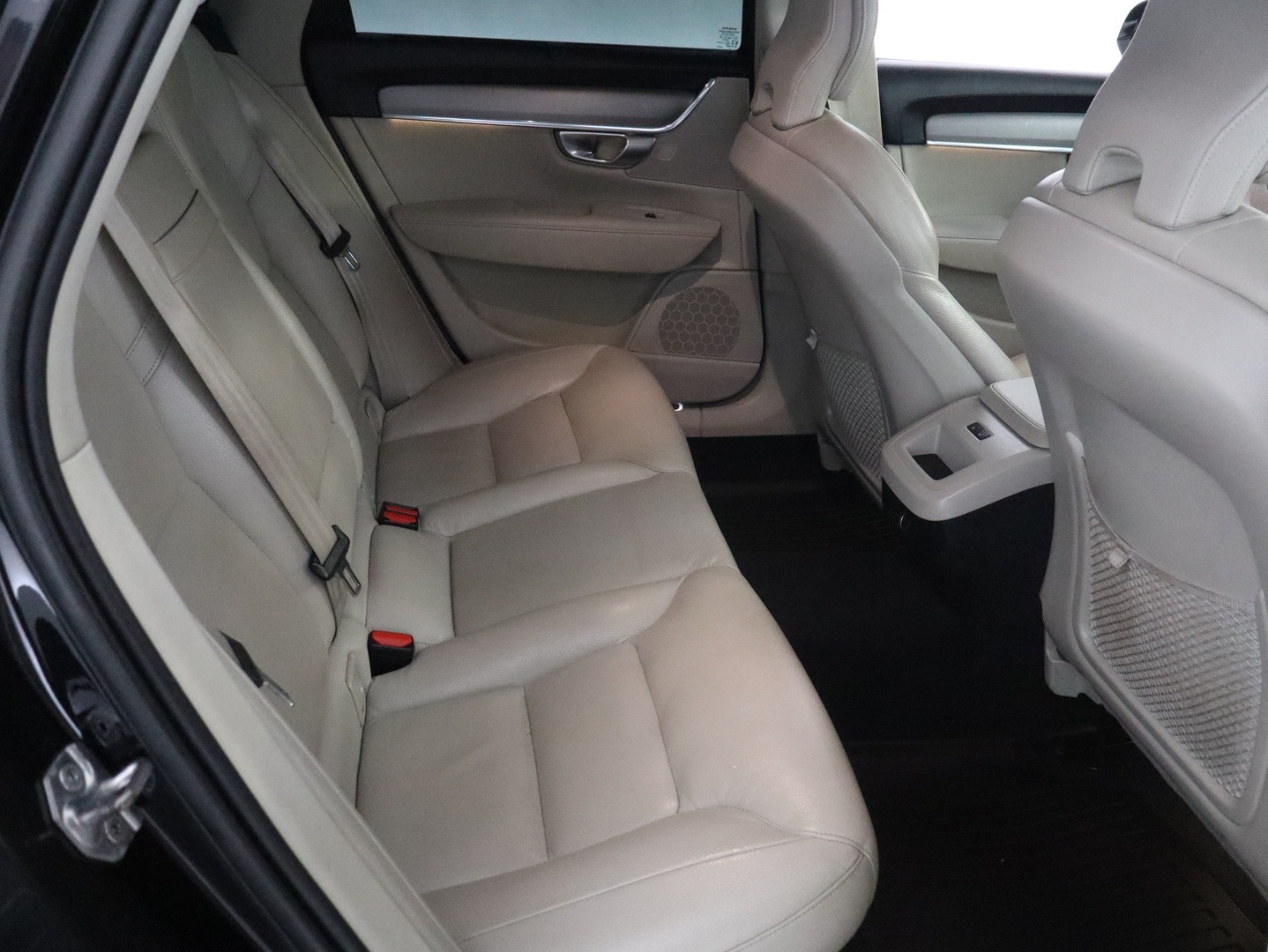 VOLVO V90 2019