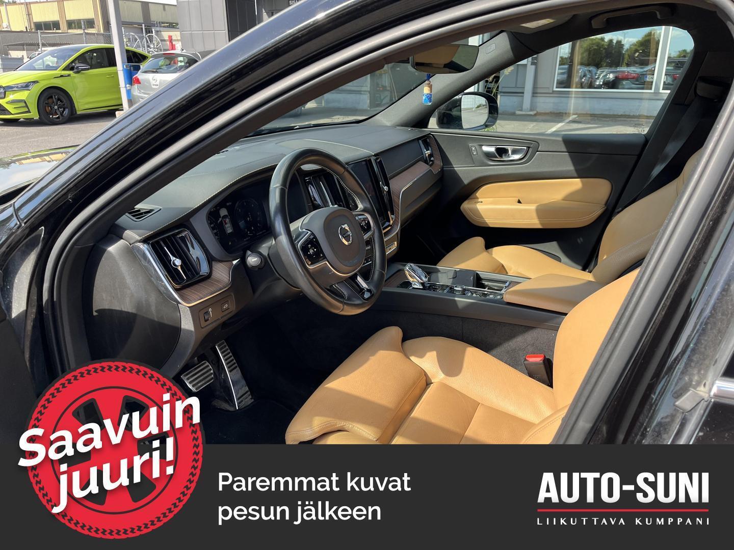 VOLVO XC60 2020
