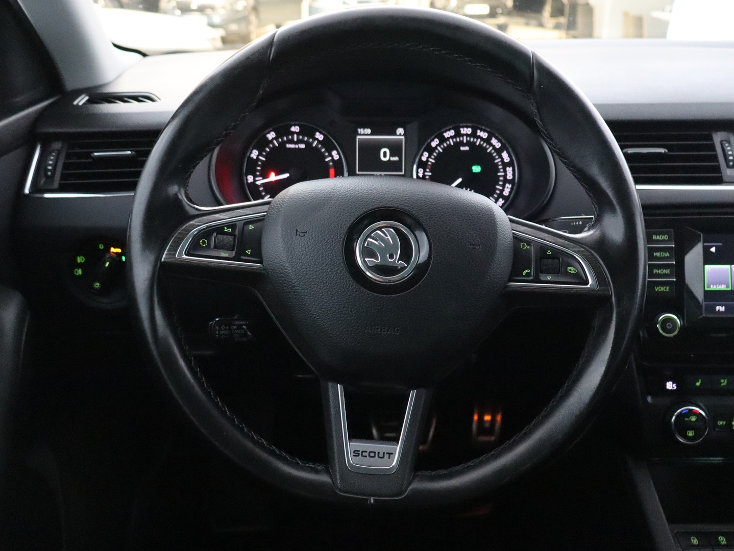 SKODA Octavia 2015