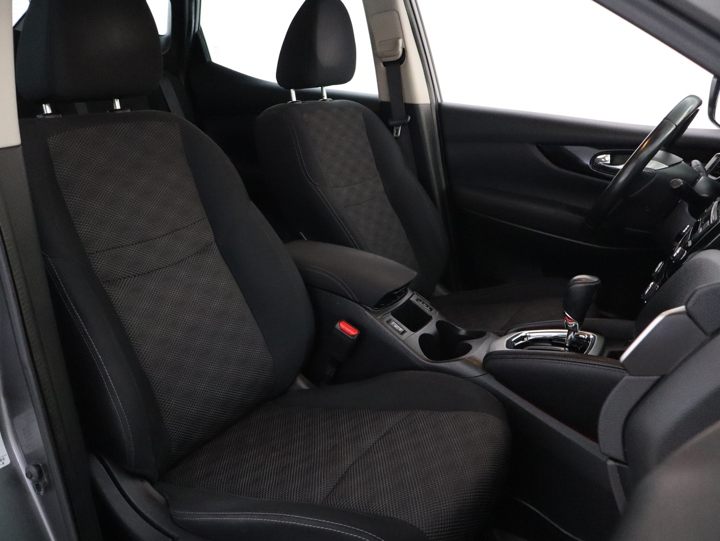 NISSAN Qashqai 2015
