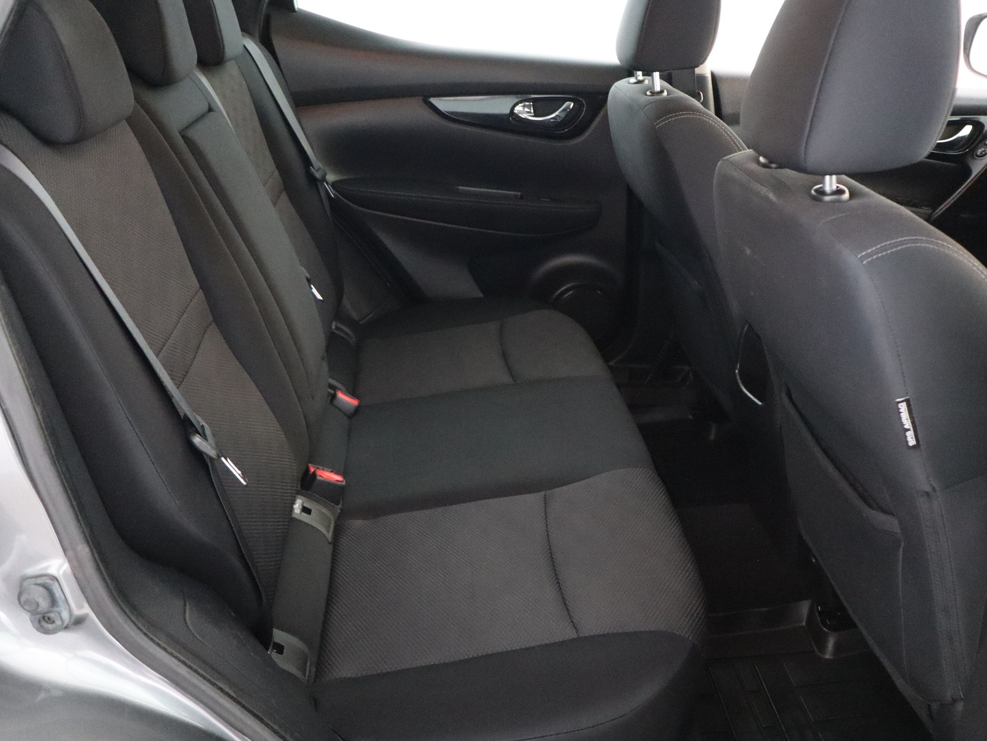 NISSAN Qashqai 2015