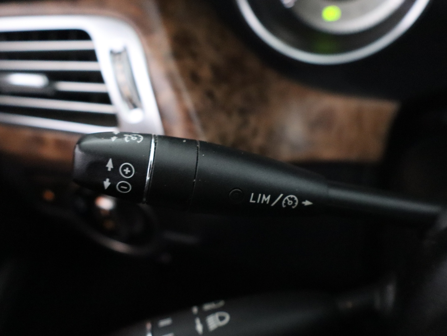 MERCEDES-BENZ CLS 2011