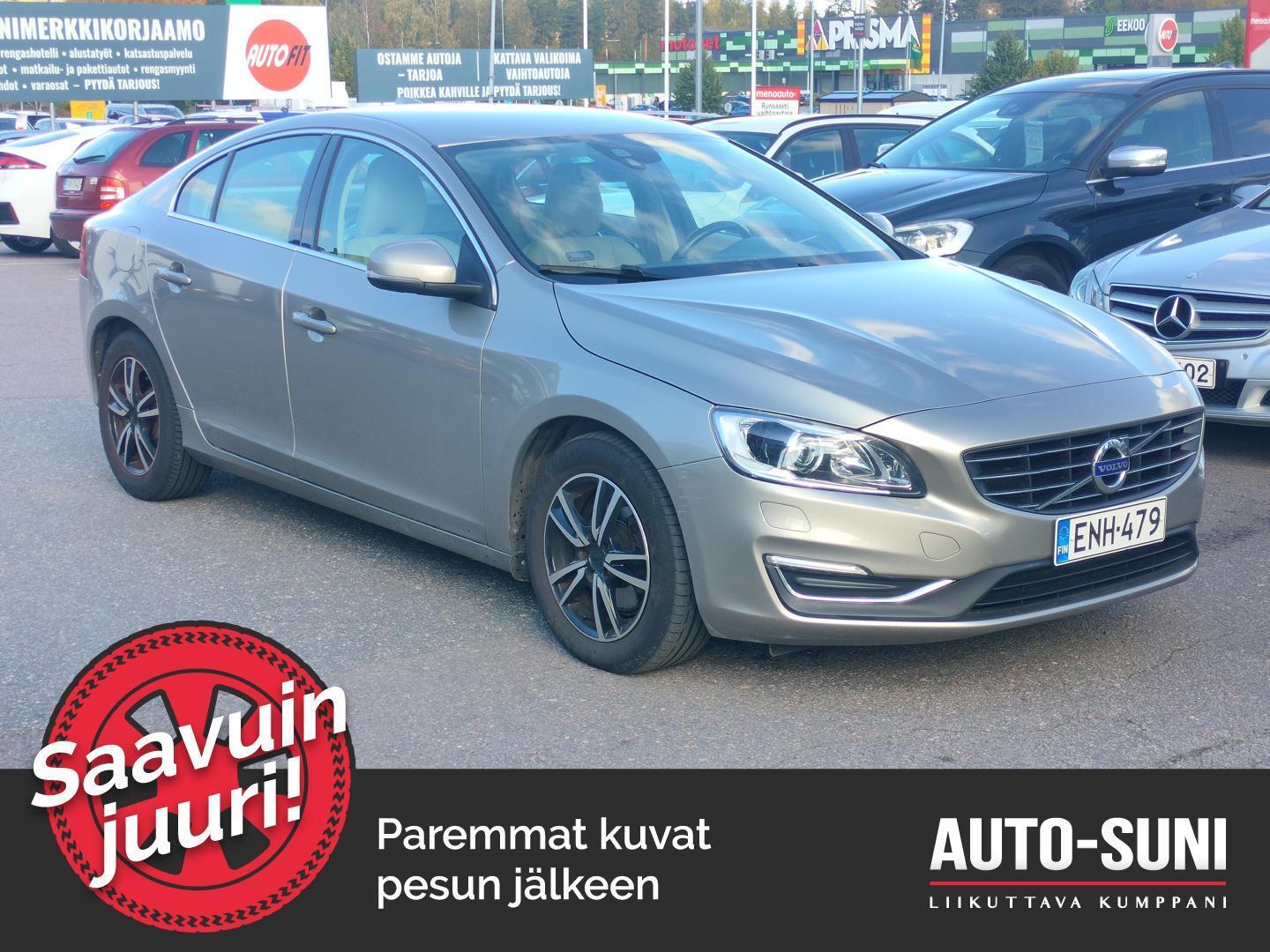 VOLVO S60 2015