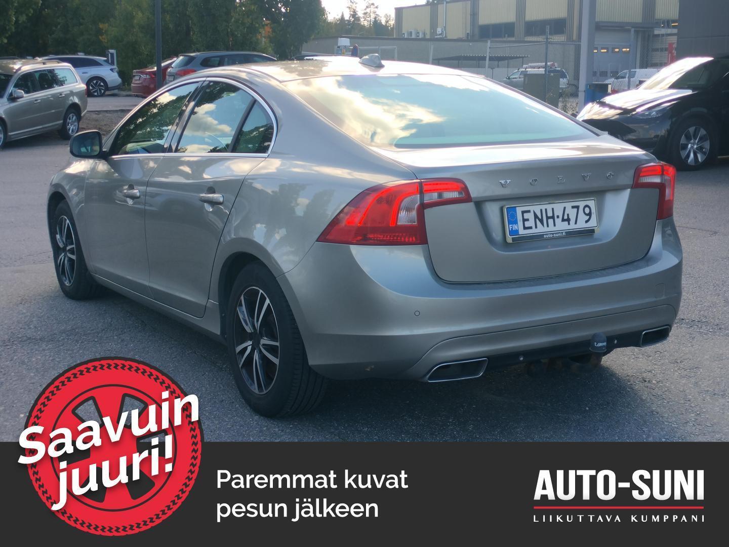 VOLVO S60 2015