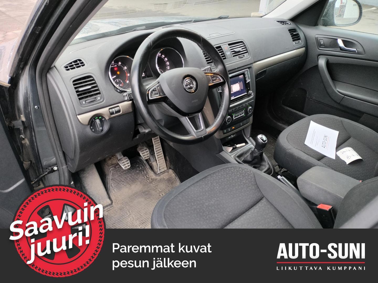 SKODA Yeti 2015