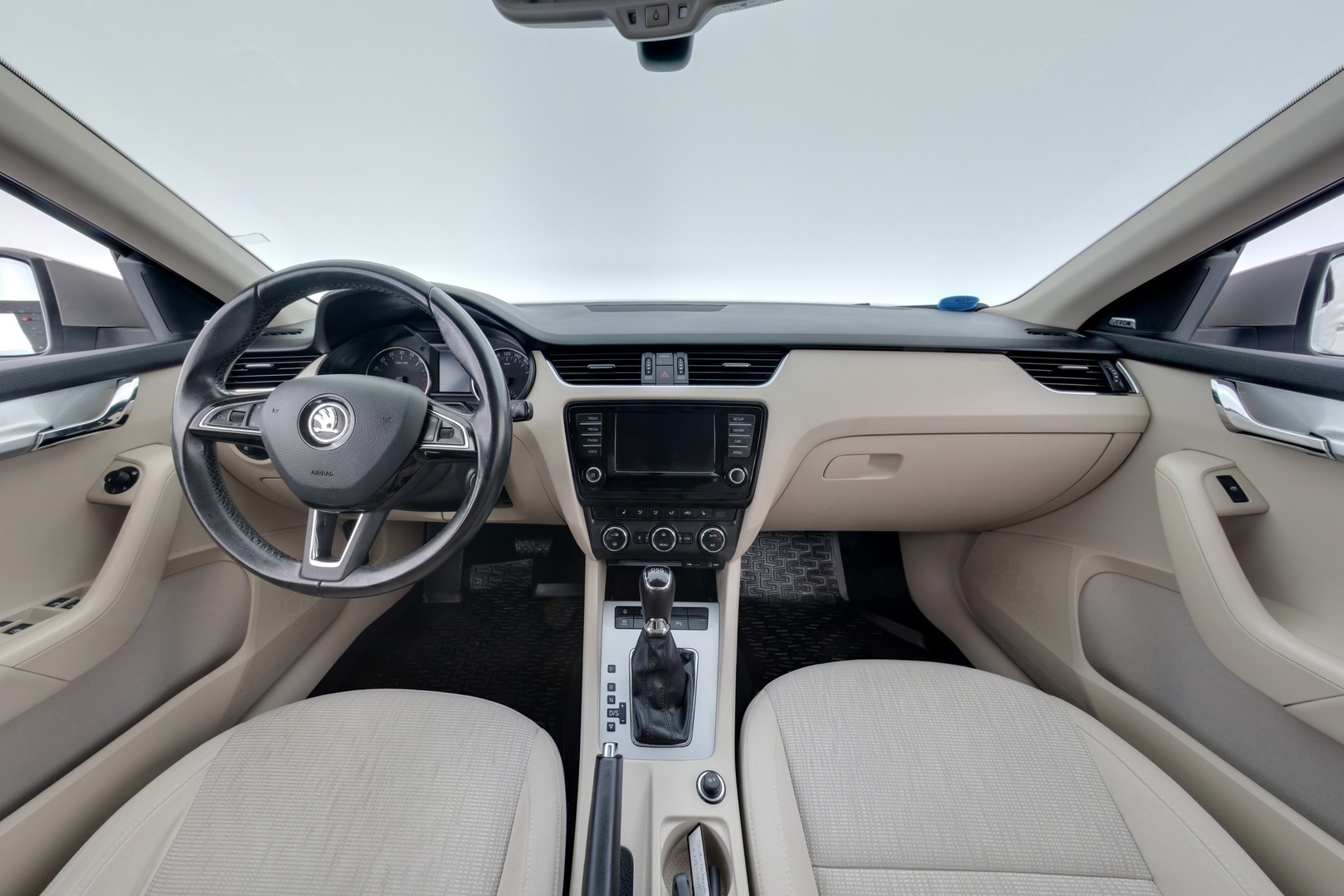 SKODA Octavia 2016