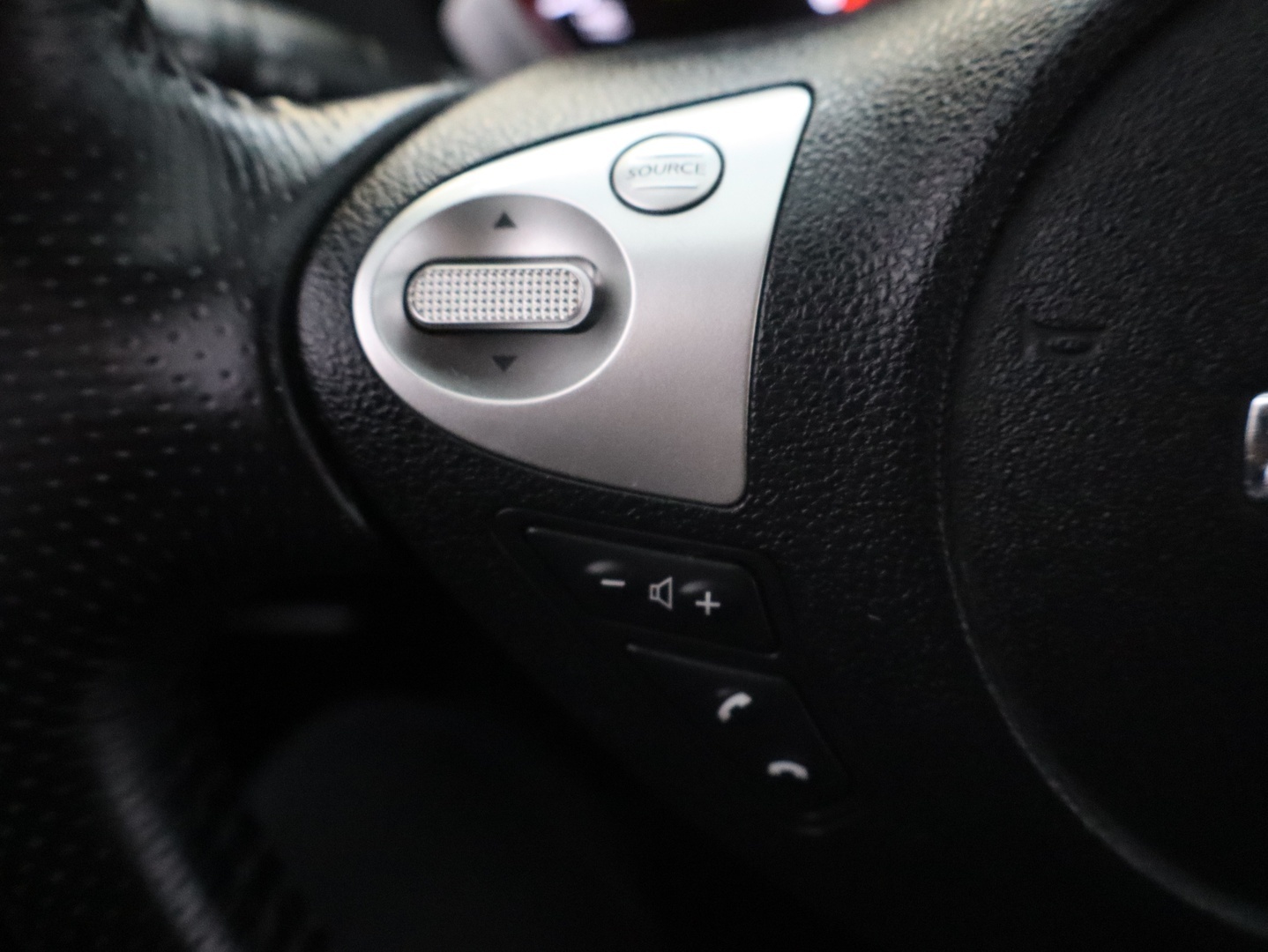 NISSAN Juke 2011