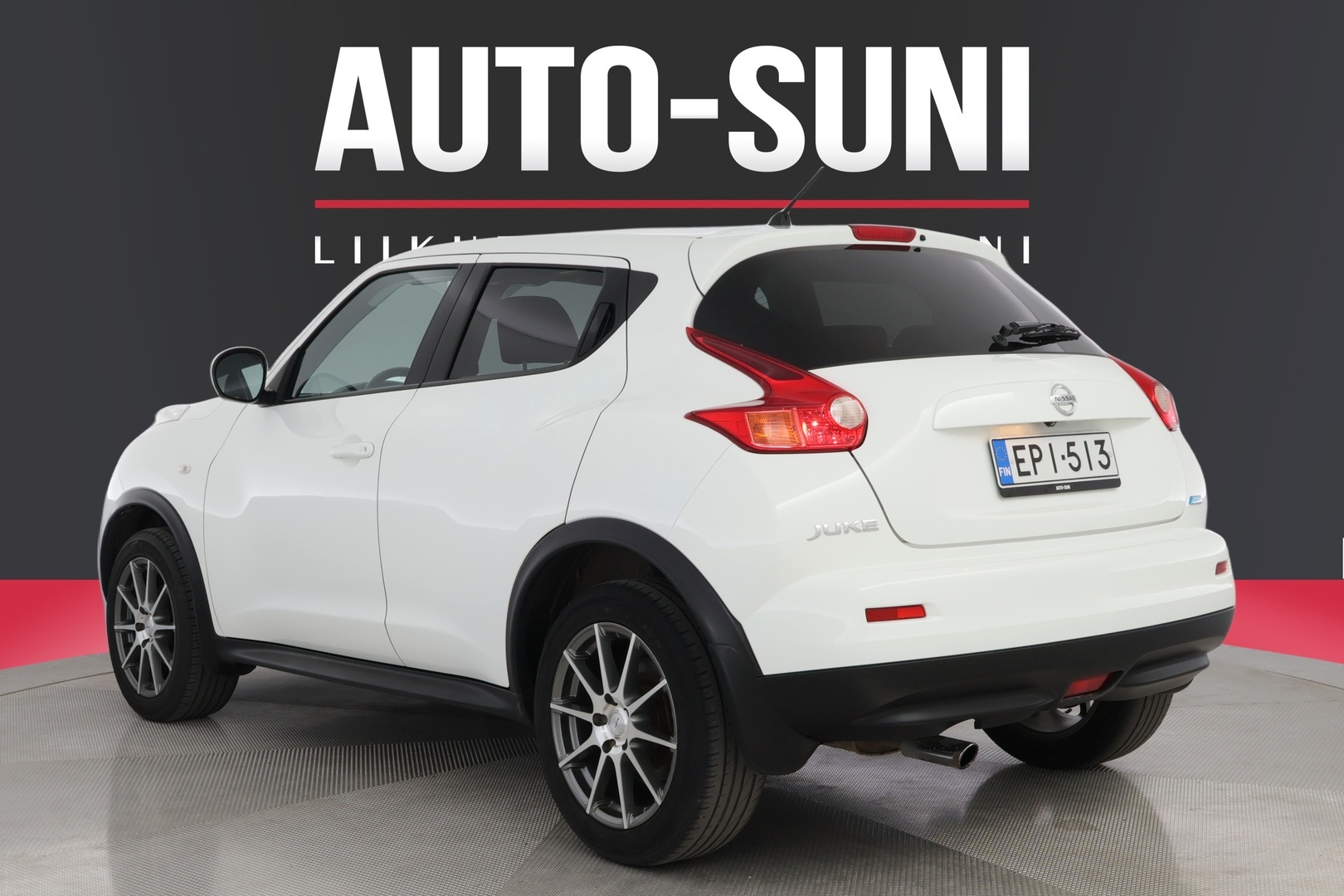 NISSAN Juke 2011