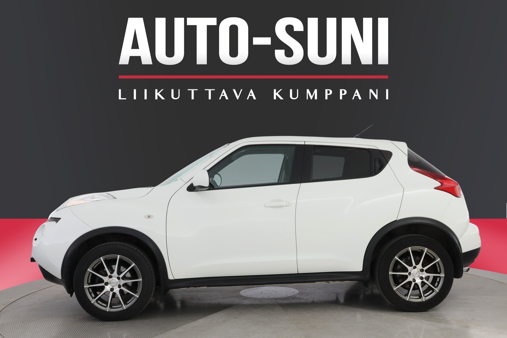 NISSAN Juke 2011