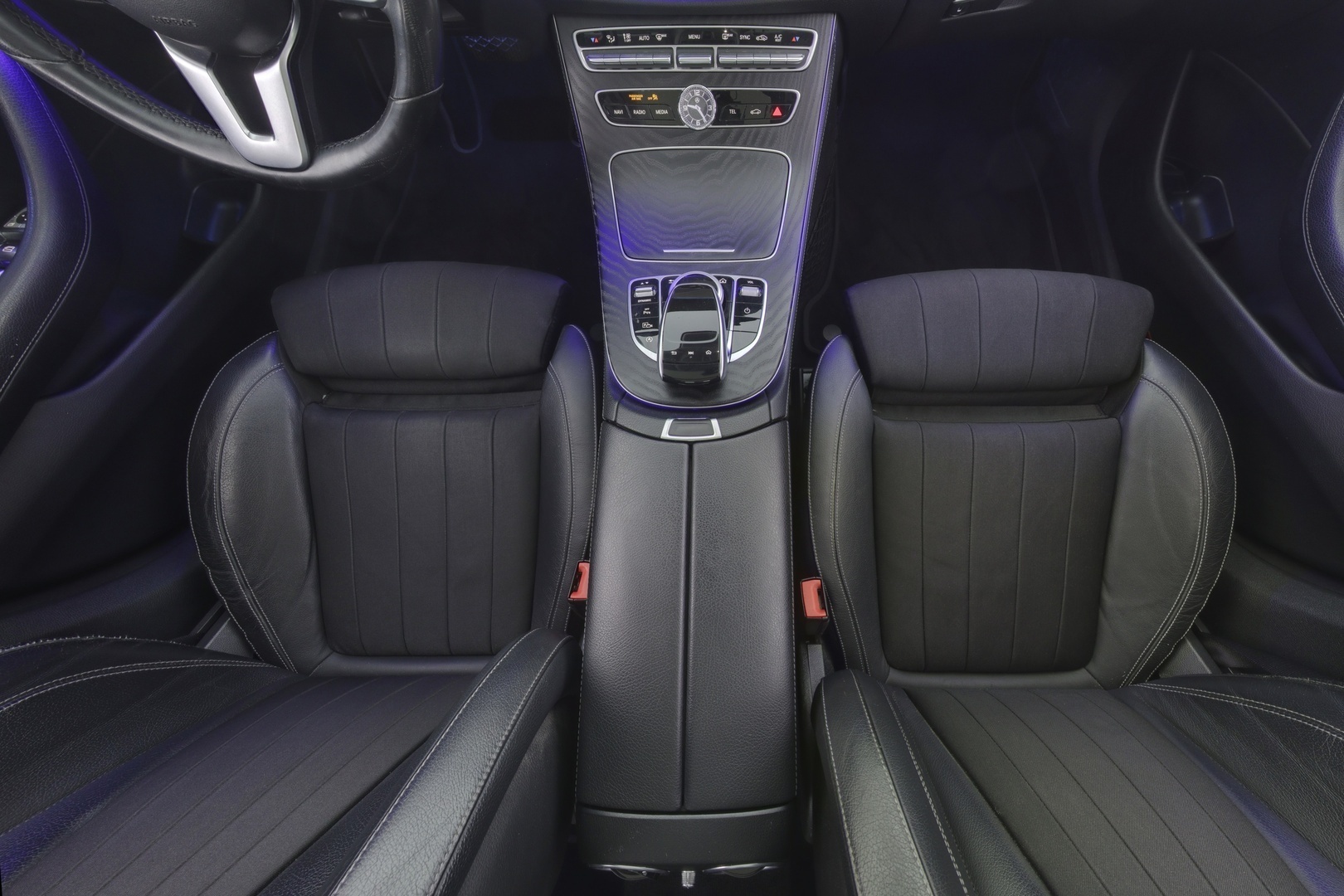 MERCEDES-BENZ E 2019