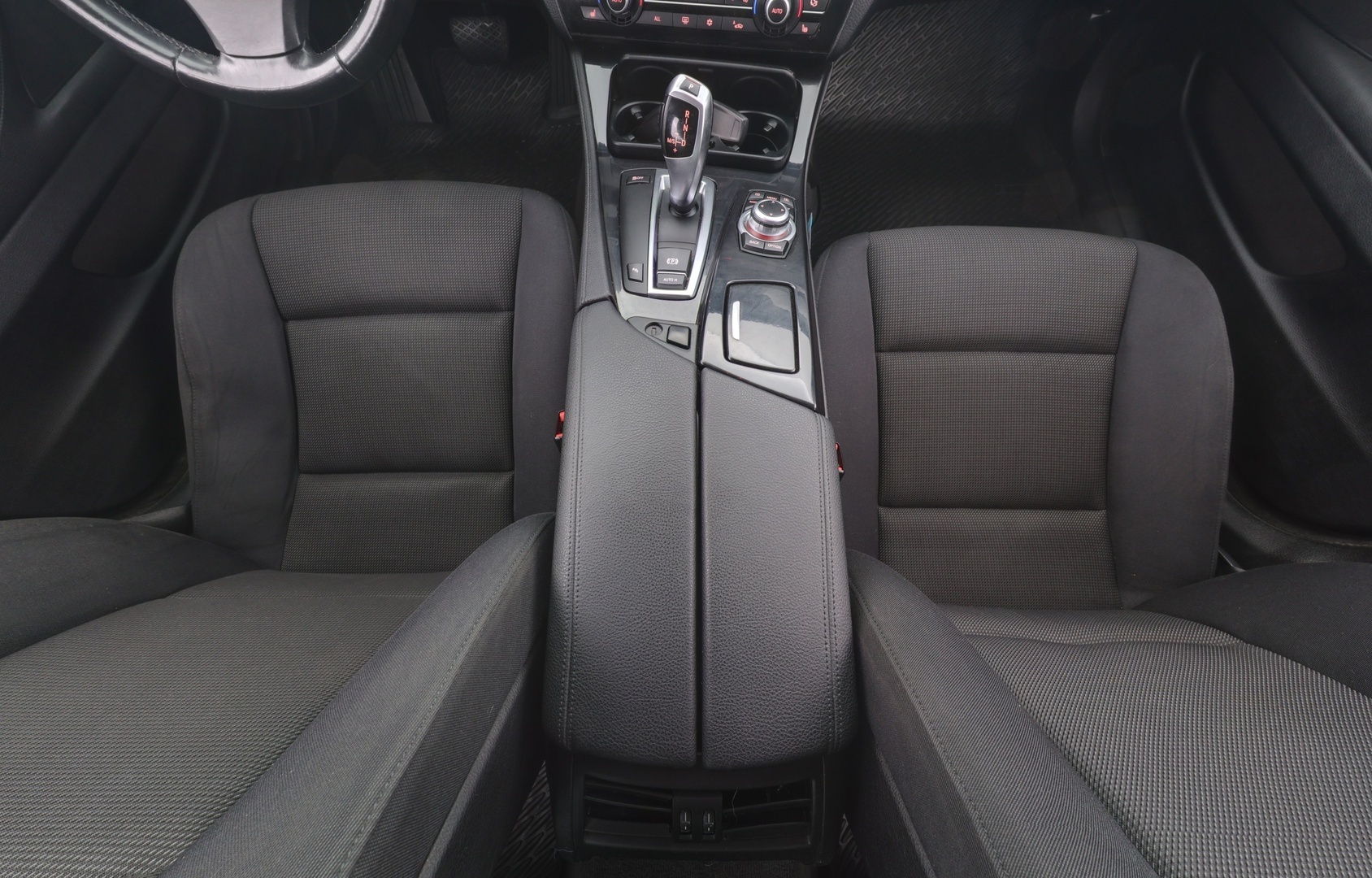 BMW 520 2011