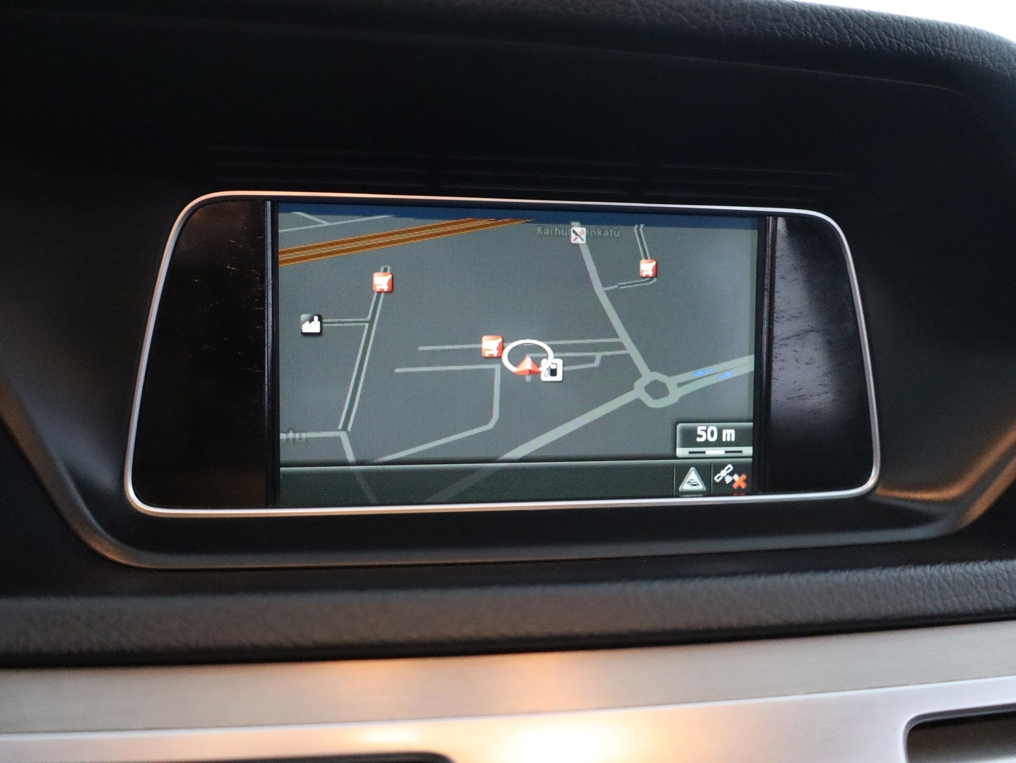 MERCEDES-BENZ E 2013