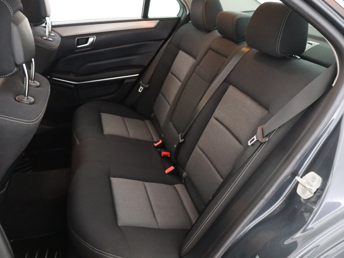 MERCEDES-BENZ E 2013