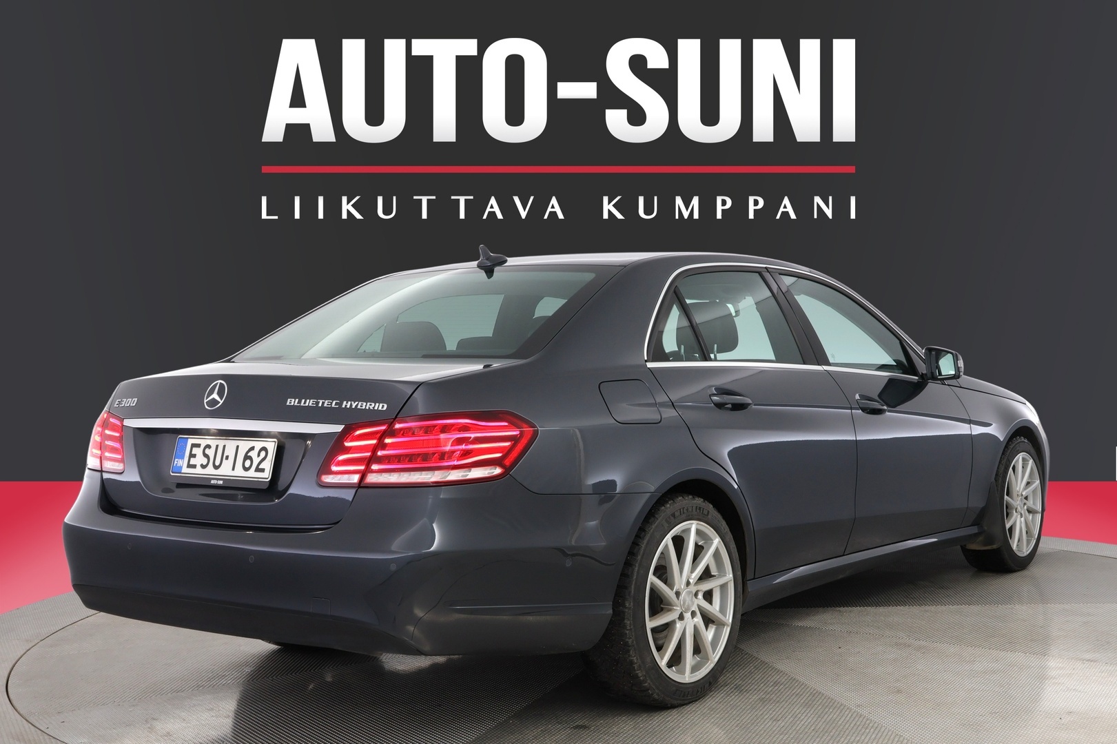 MERCEDES-BENZ E 2013