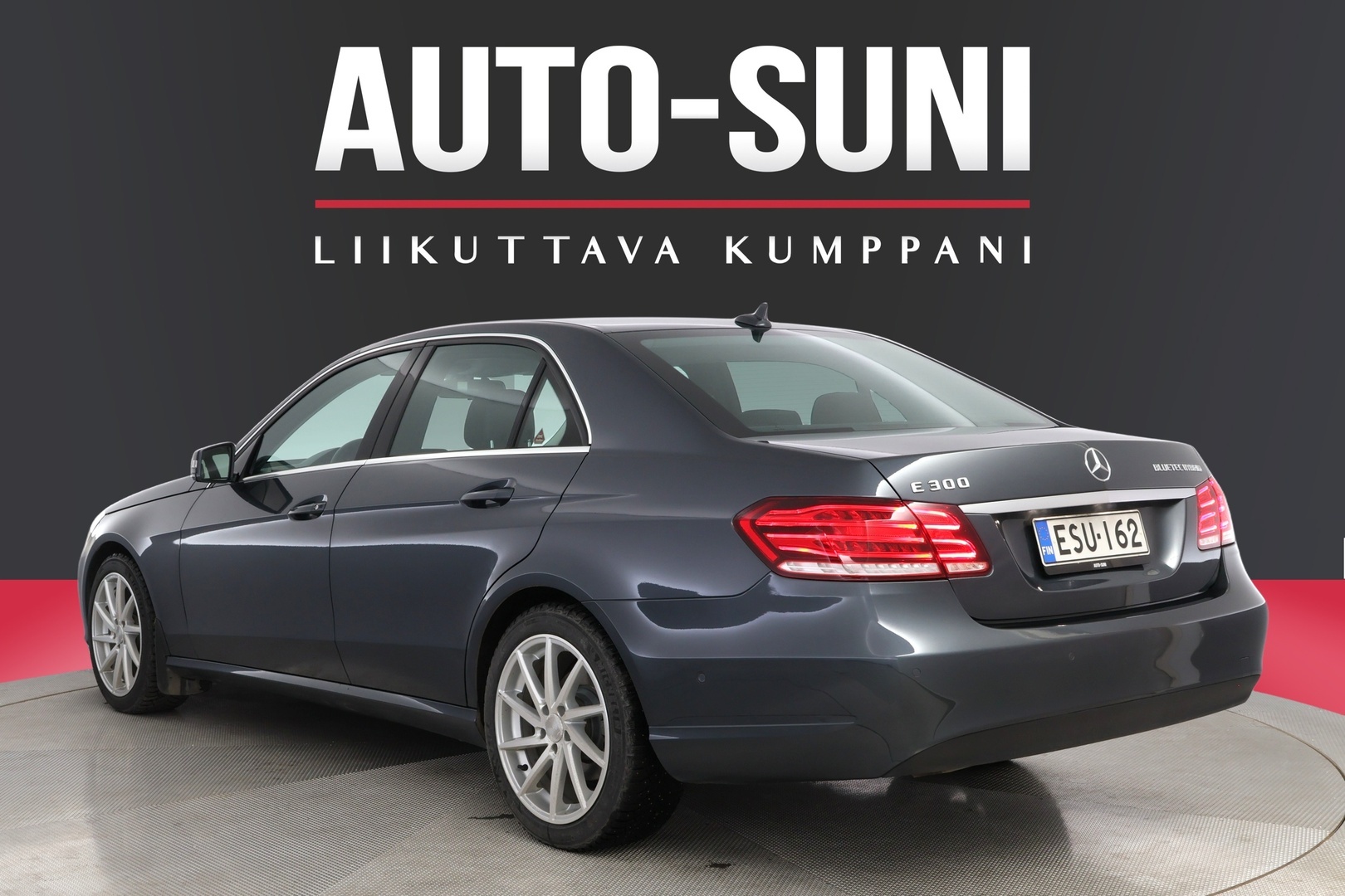 MERCEDES-BENZ E 2013