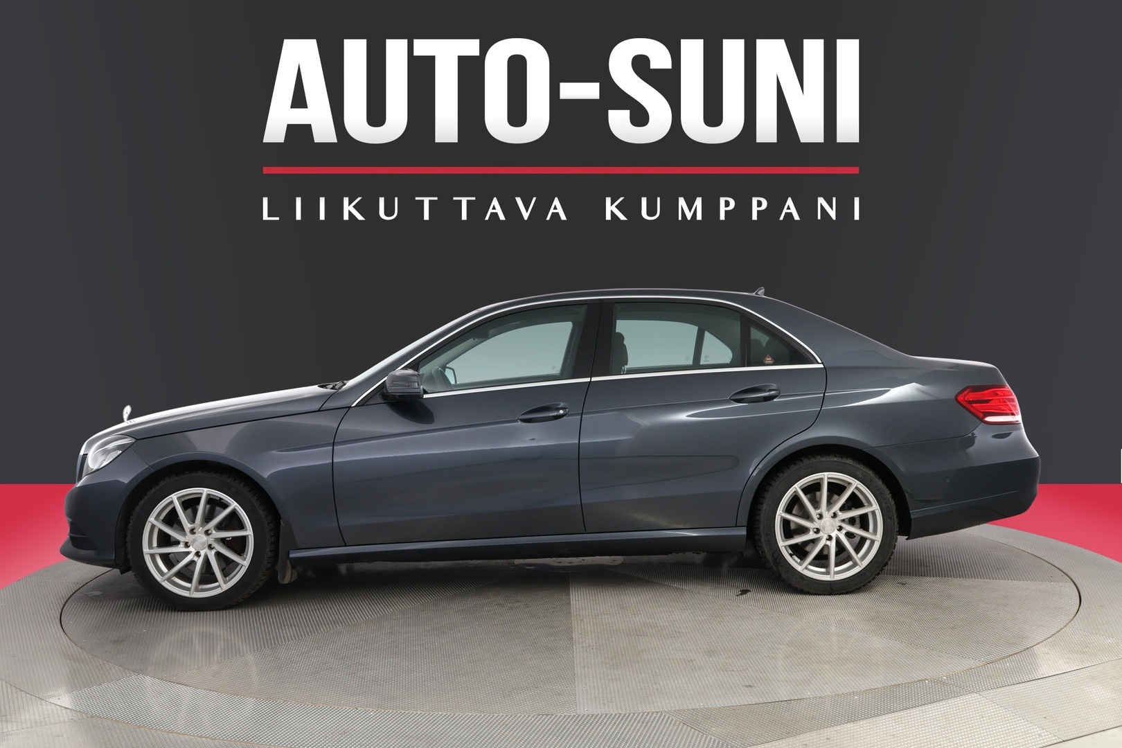 MERCEDES-BENZ E 2013