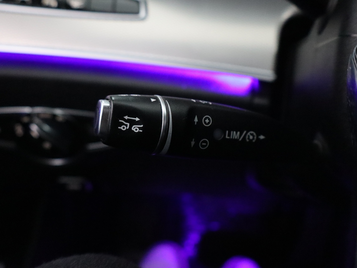 MERCEDES-BENZ E 2017