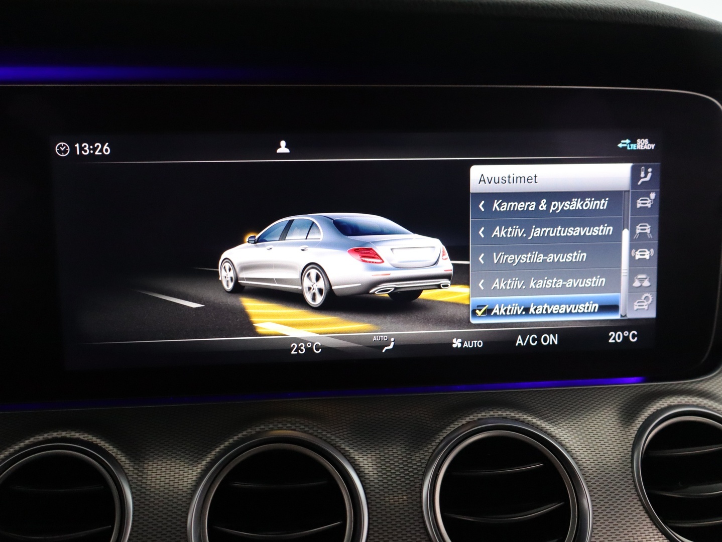 MERCEDES-BENZ E 2017