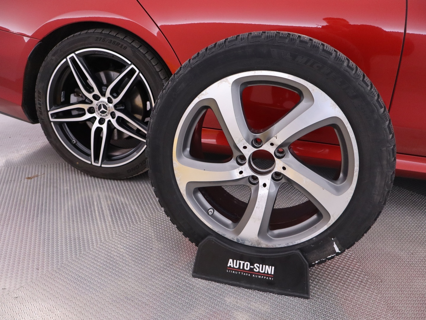 MERCEDES-BENZ E 2017