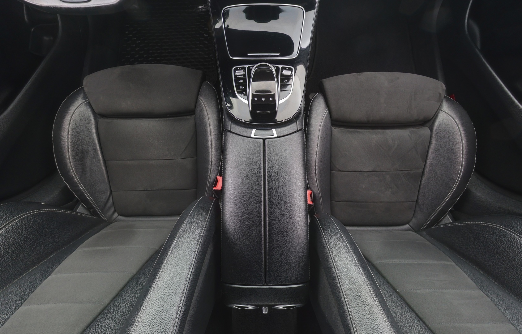 MERCEDES-BENZ E 2017