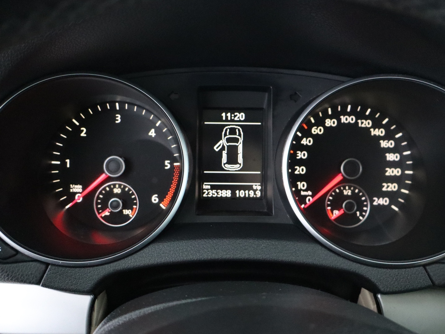 VOLKSWAGEN Golf 2009