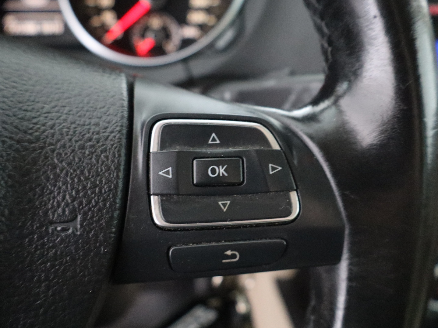 VOLKSWAGEN Golf 2009