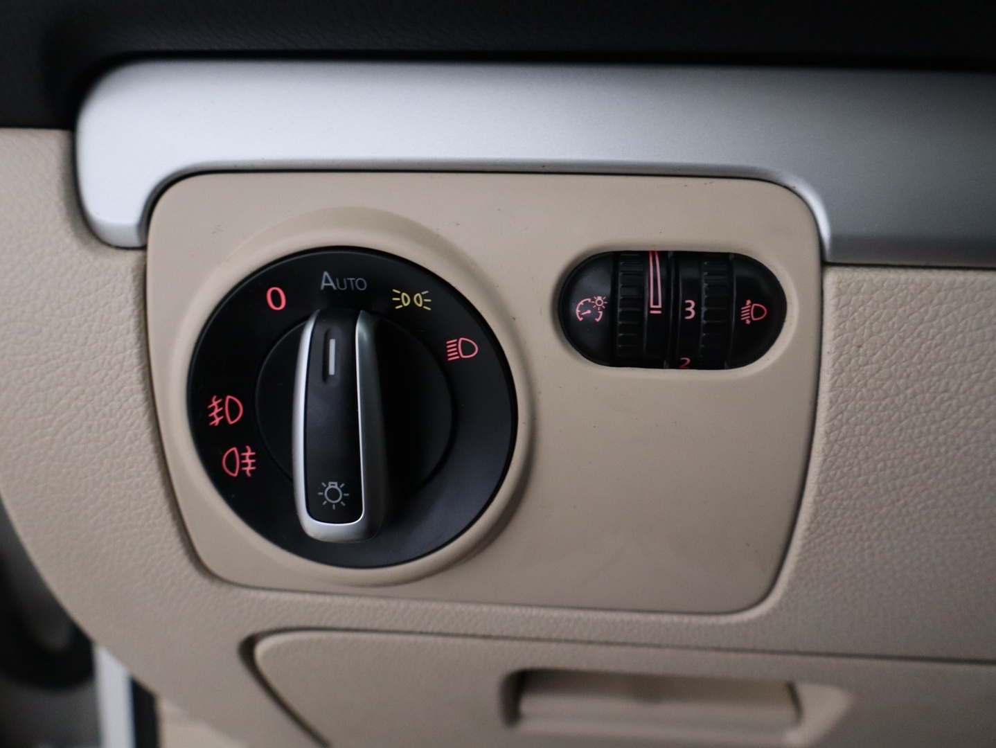 VOLKSWAGEN Golf 2009