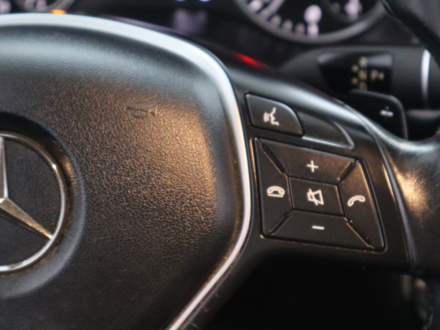 MERCEDES-BENZ B 2013