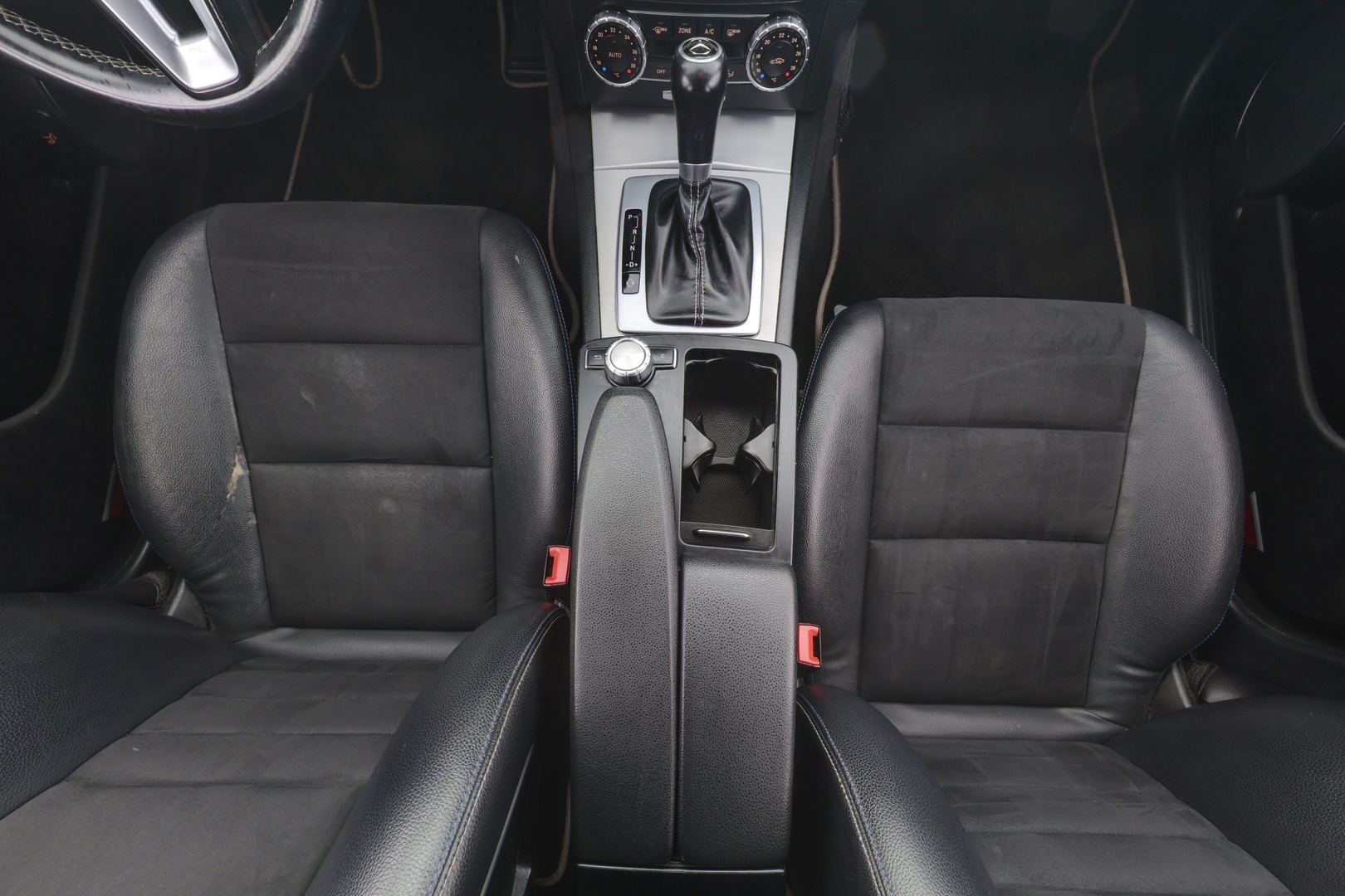 MERCEDES-BENZ C 2013