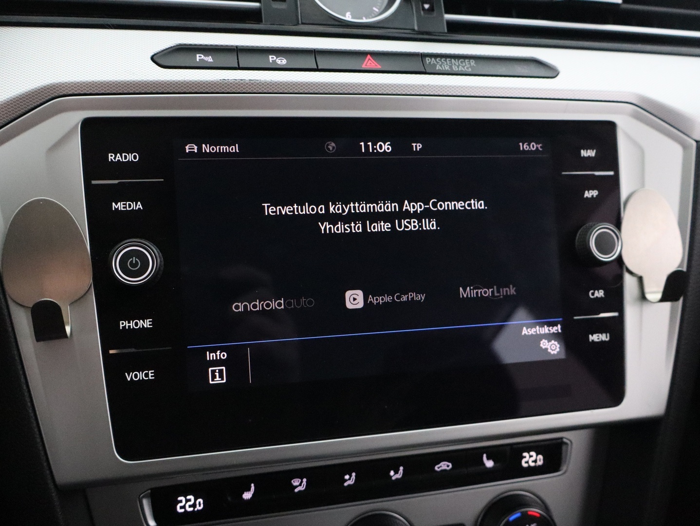 VOLKSWAGEN Passat 2018