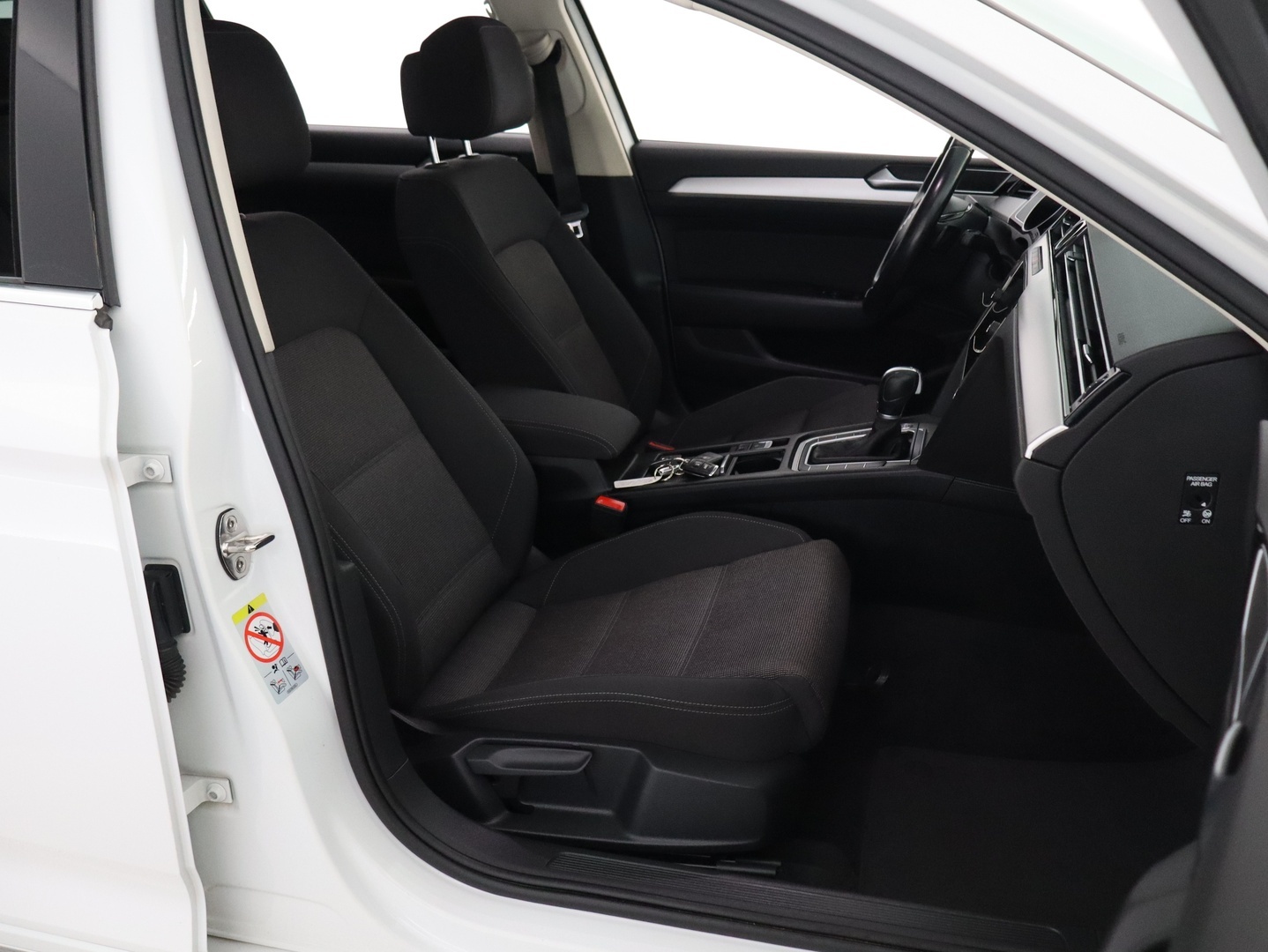 VOLKSWAGEN Passat 2018