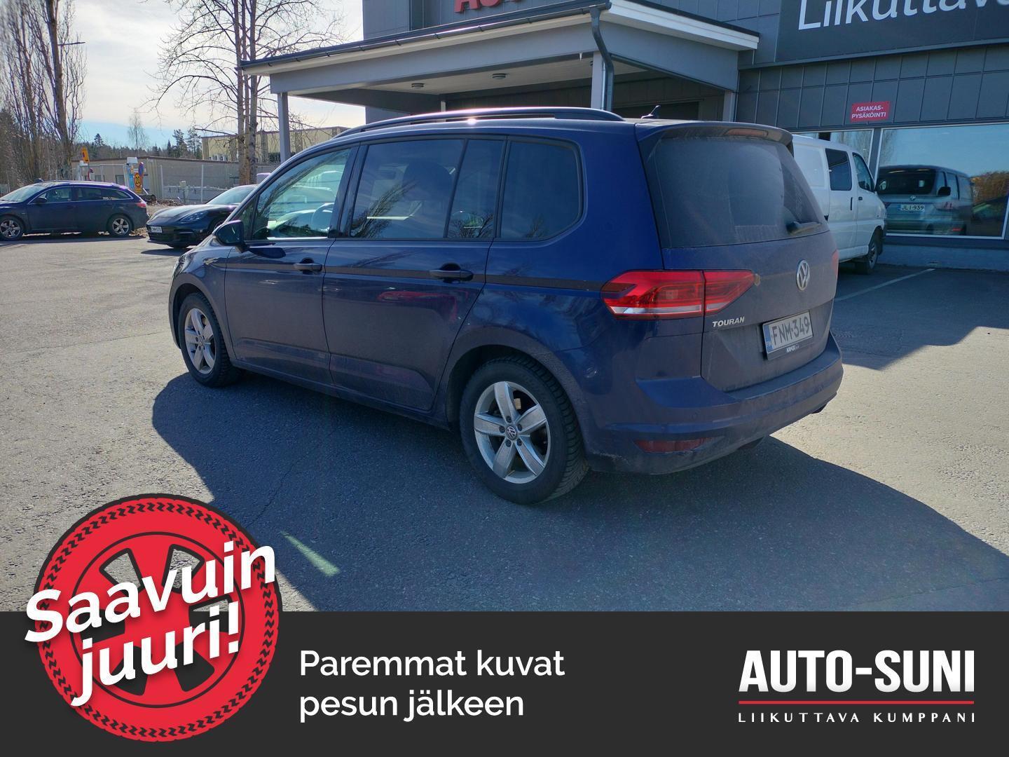 VOLKSWAGEN Touran 2018