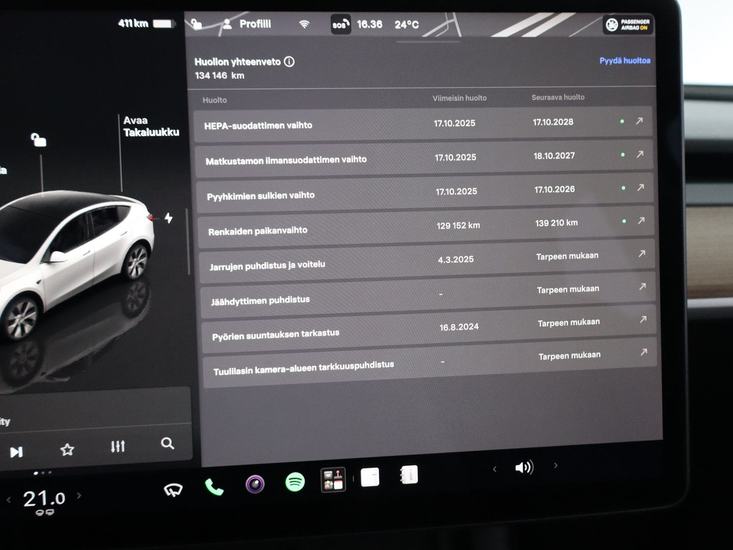 TESLA Model Y 2023