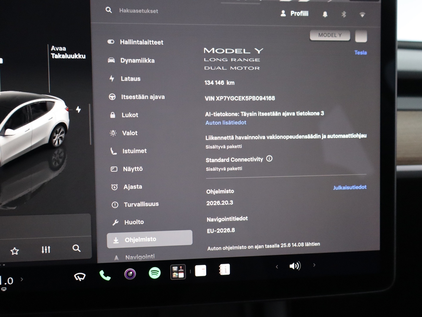 TESLA Model Y 2023