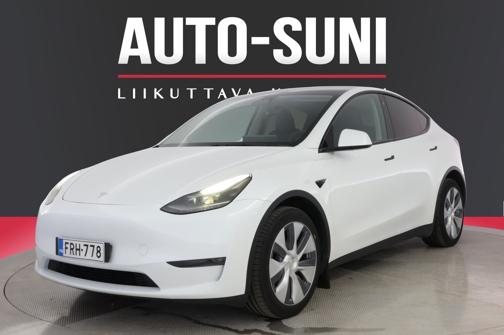TESLA Model Y 2023