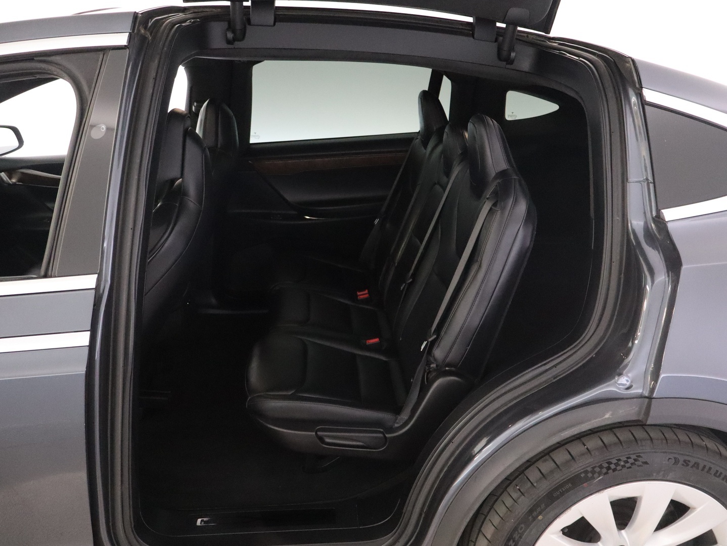 TESLA Model X 2018
