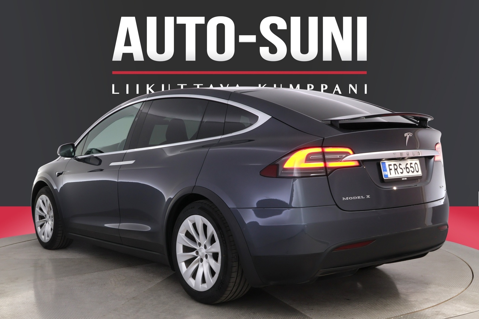 TESLA Model X 2018