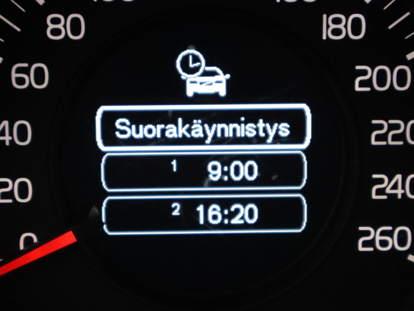 VOLVO V40 2014