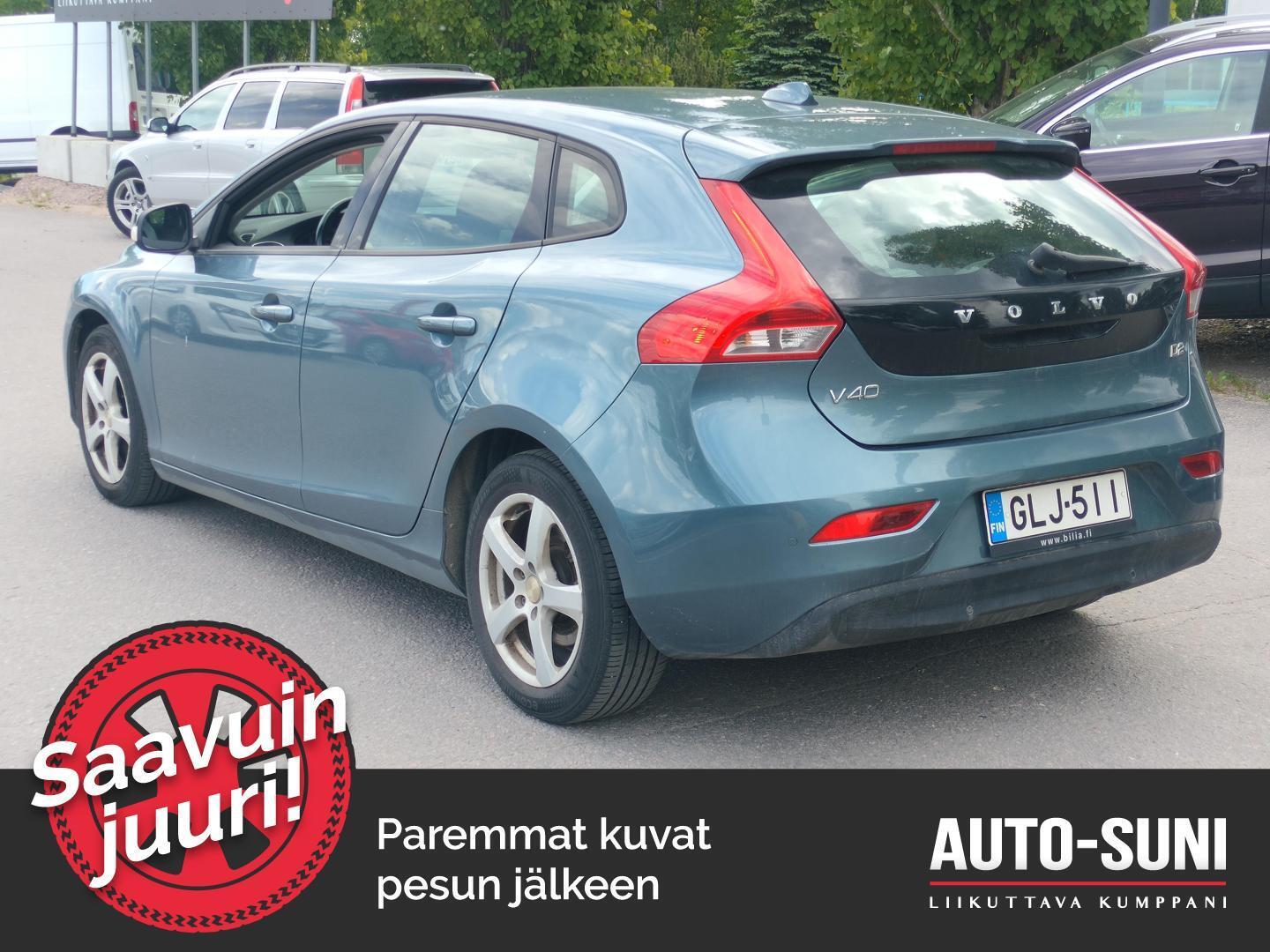 VOLVO V40 2014