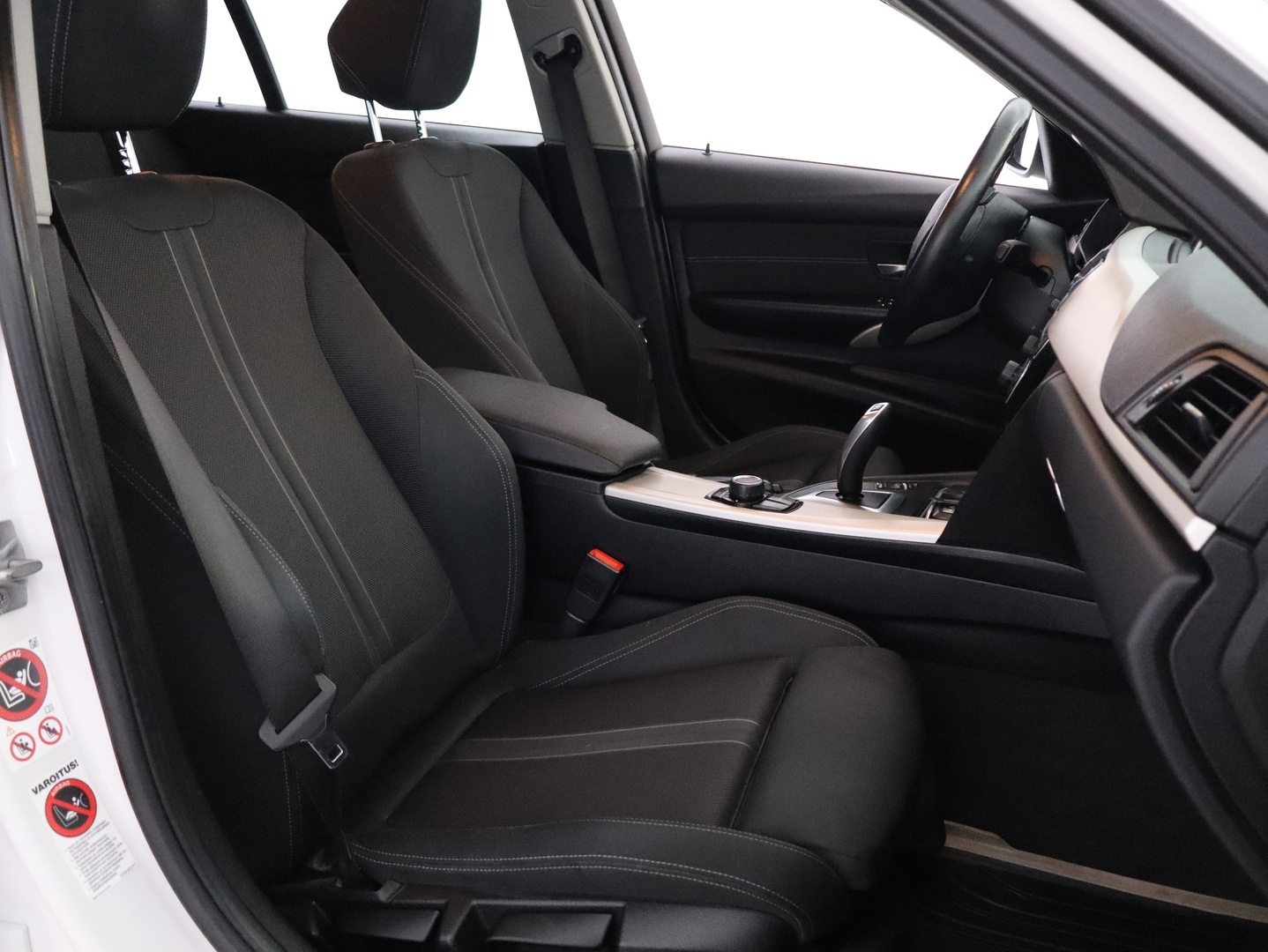 BMW 320 2016