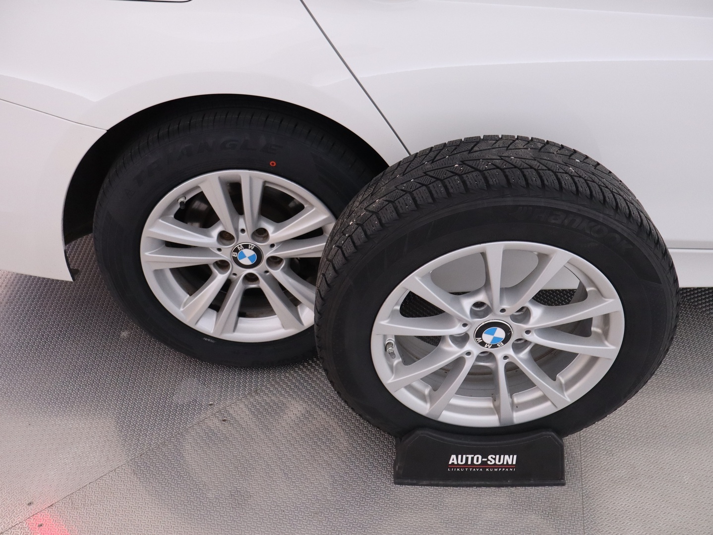 BMW 320 2016