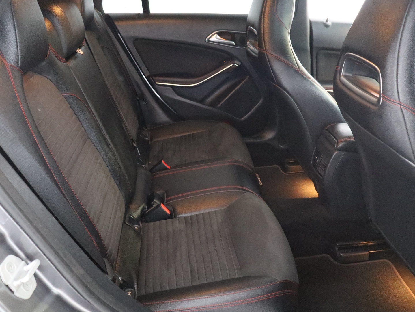 MERCEDES-BENZ CLA 2015