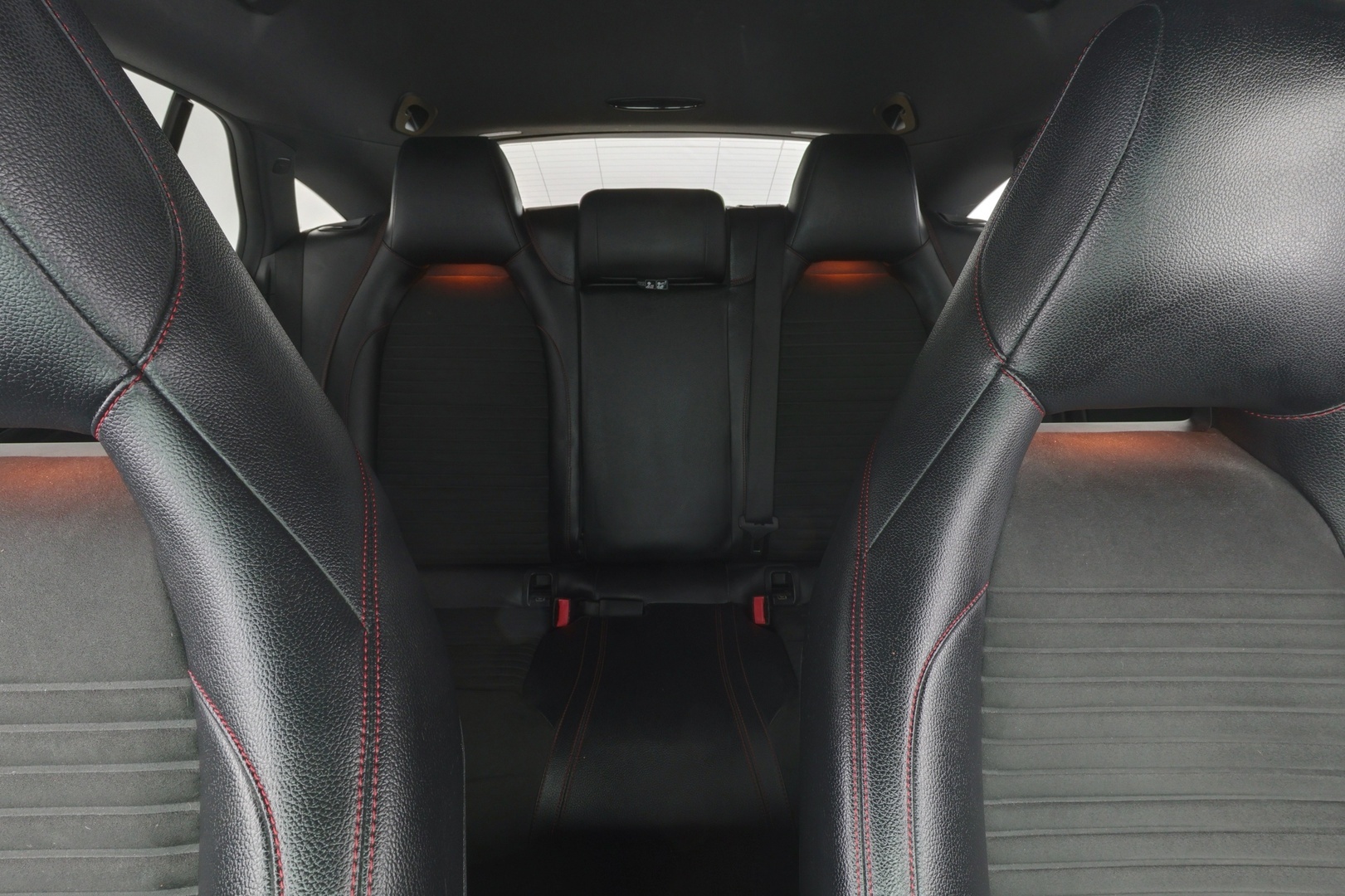 MERCEDES-BENZ CLA 2015