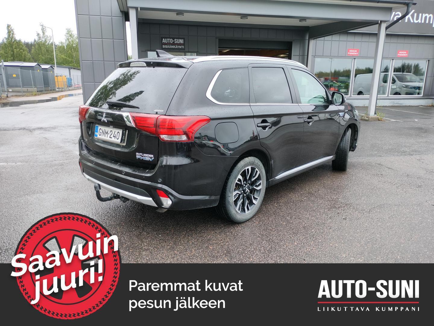 MITSUBISHI Outlander PHEV 2016