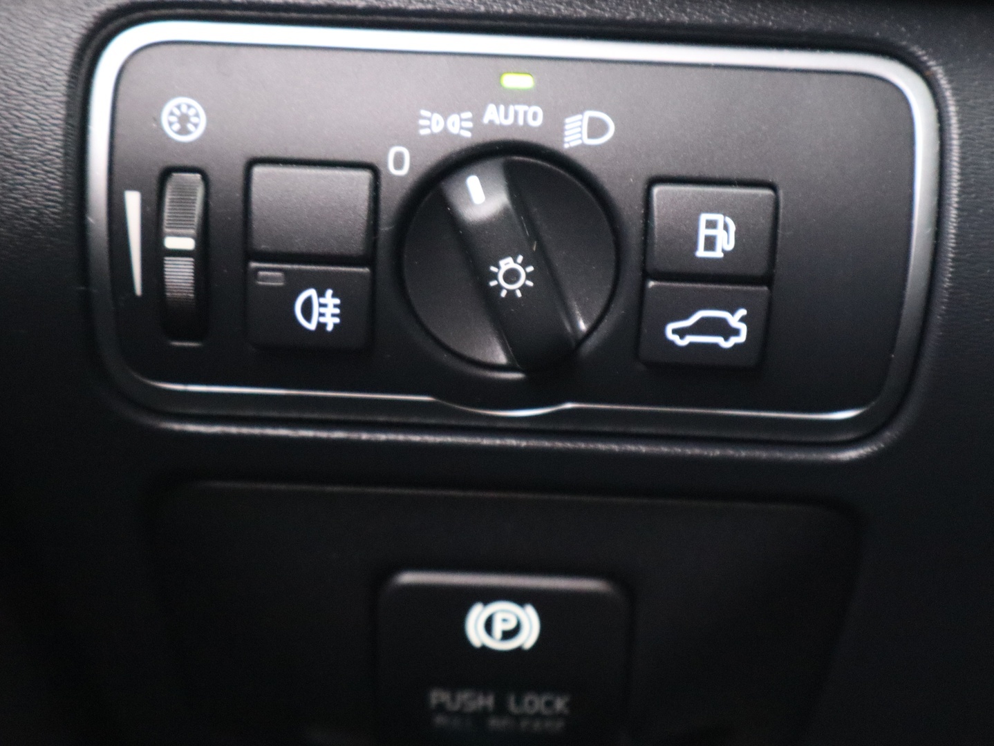 VOLVO XC60 2014