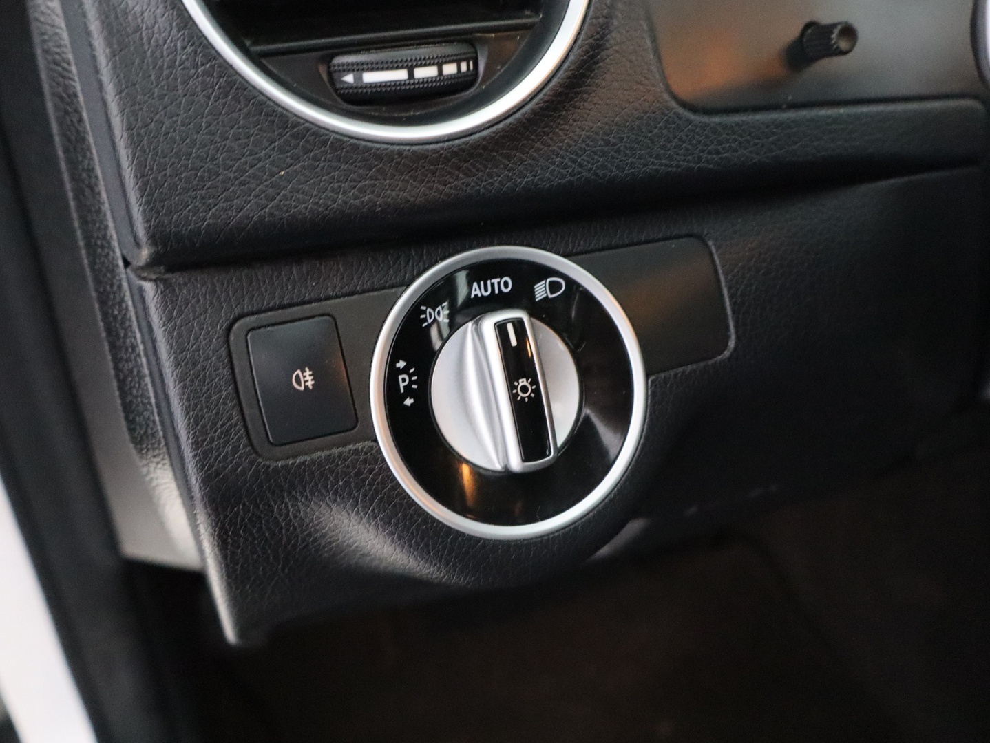 MERCEDES-BENZ C 2013