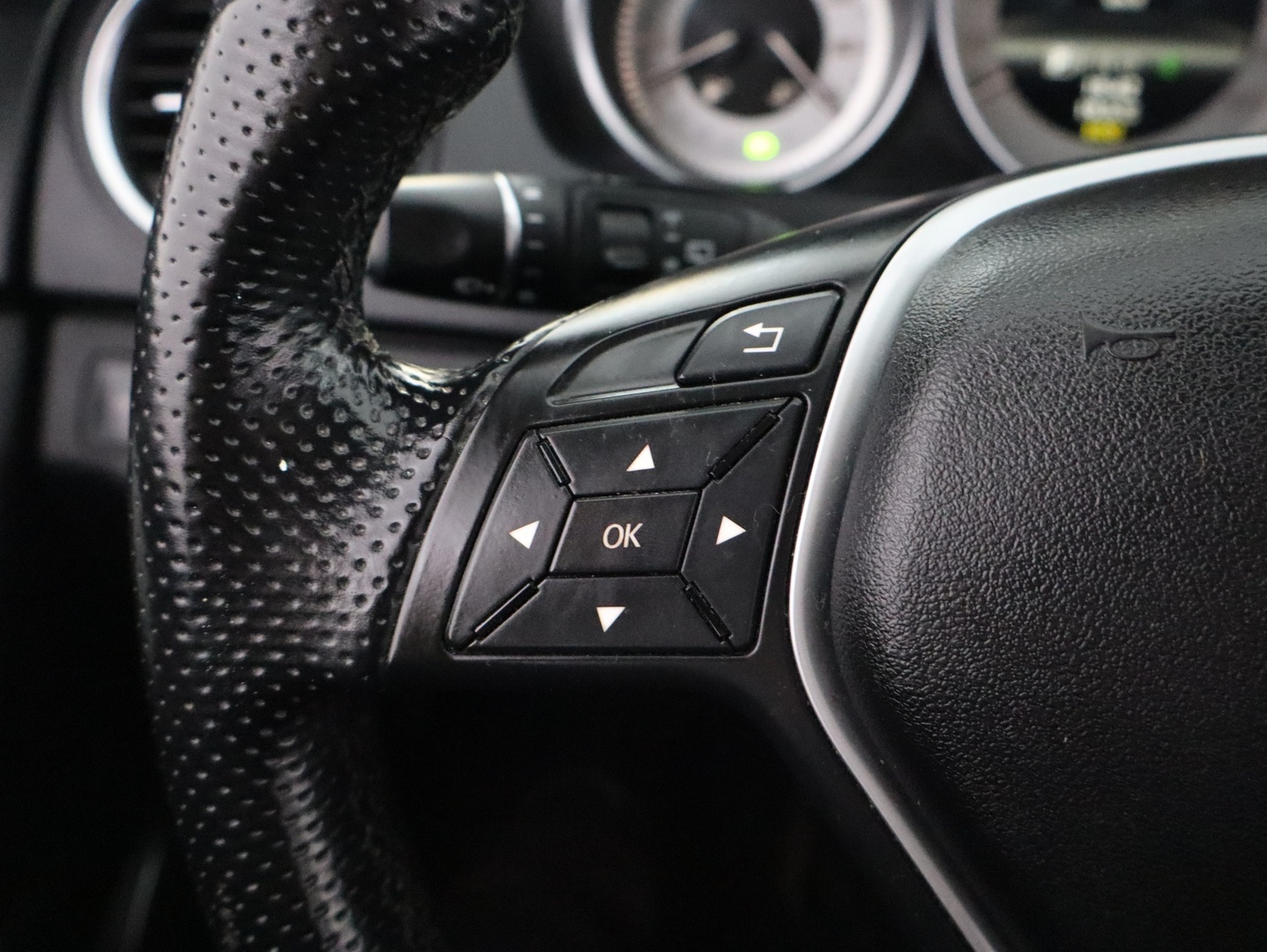 MERCEDES-BENZ C 2013