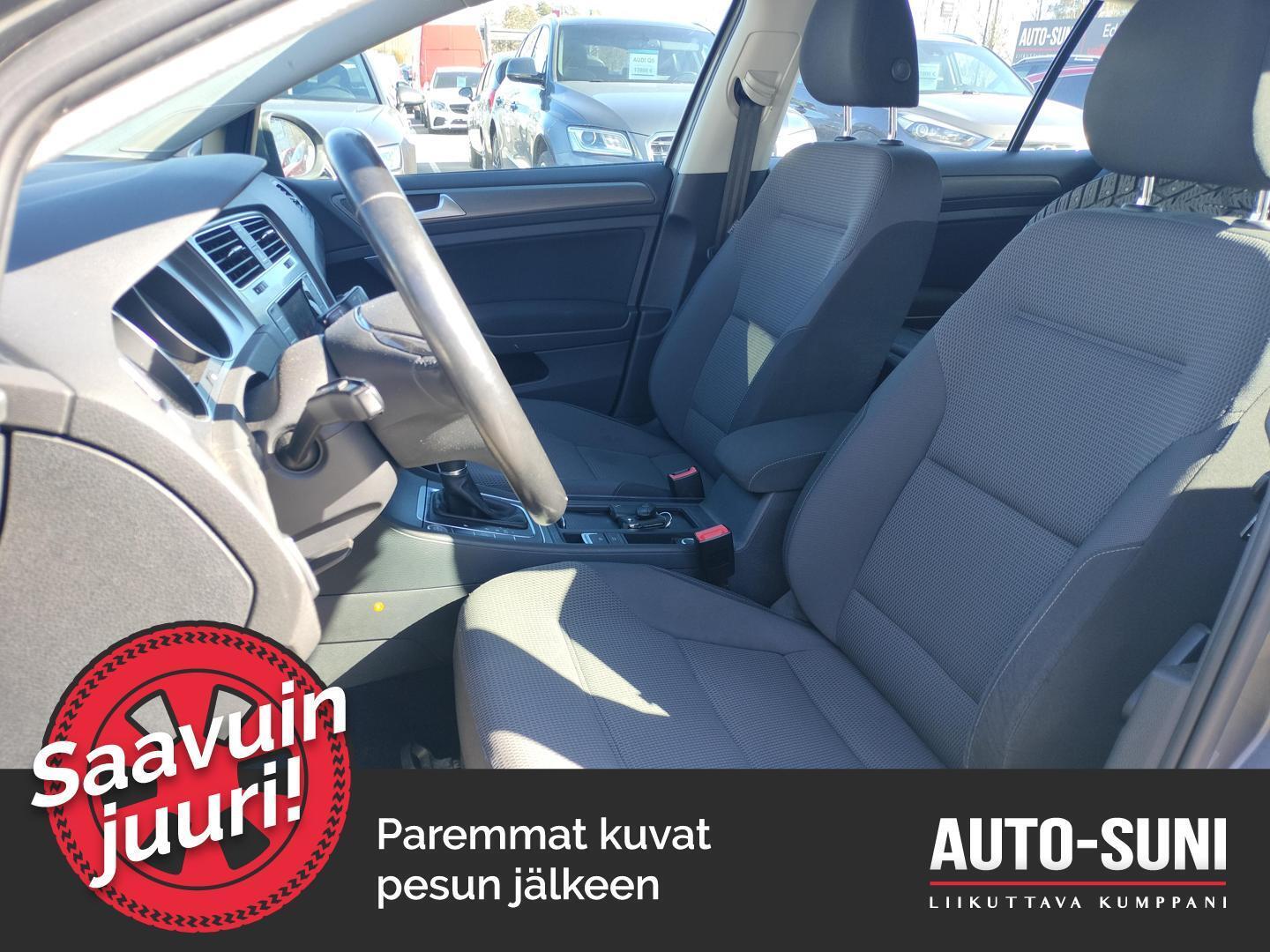 VOLKSWAGEN Golf 2013